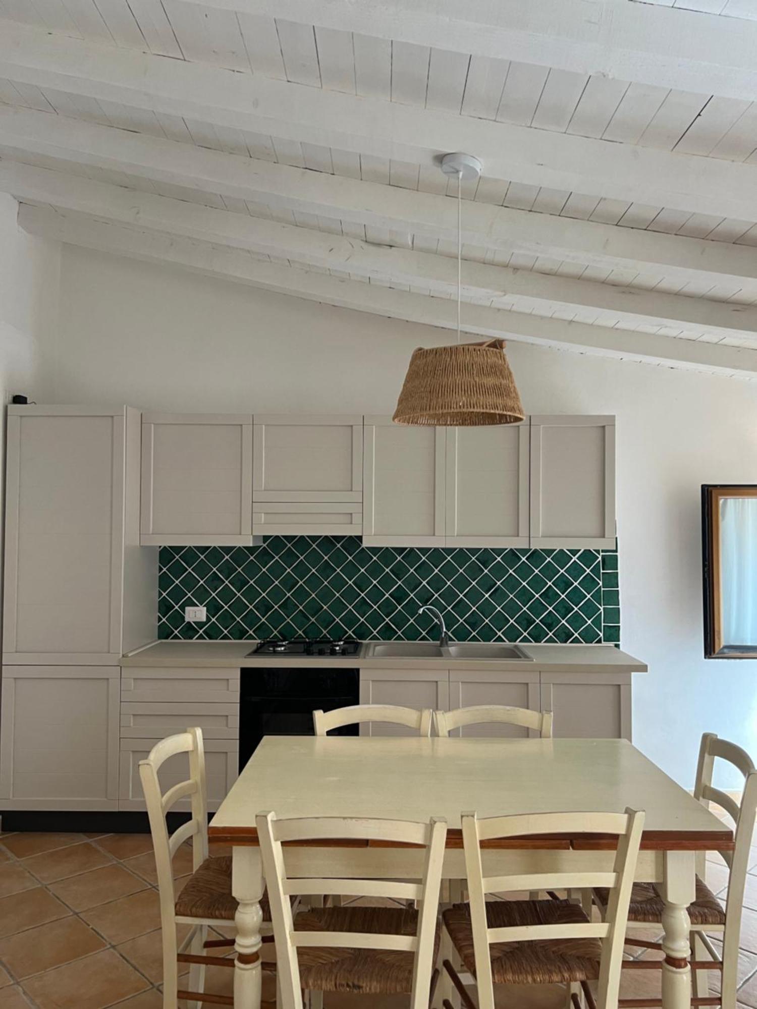 לה מדלנה Appartamento Il Paguro A Cala Francese מראה חיצוני תמונה